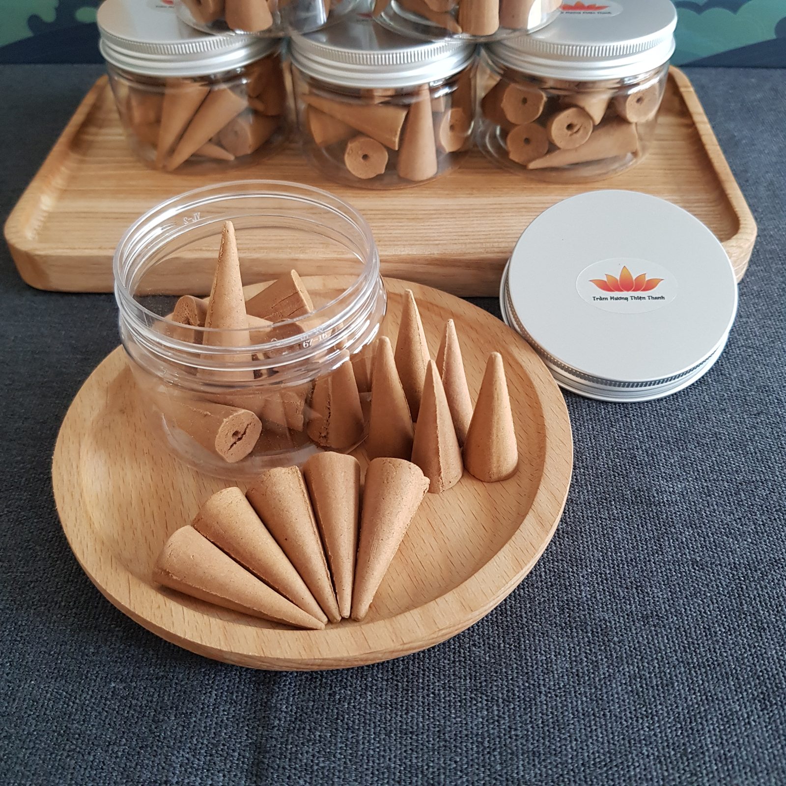 Nụ trầm hương truyền thống Hạ Li&ecirc;n 20 vi&ecirc;n
