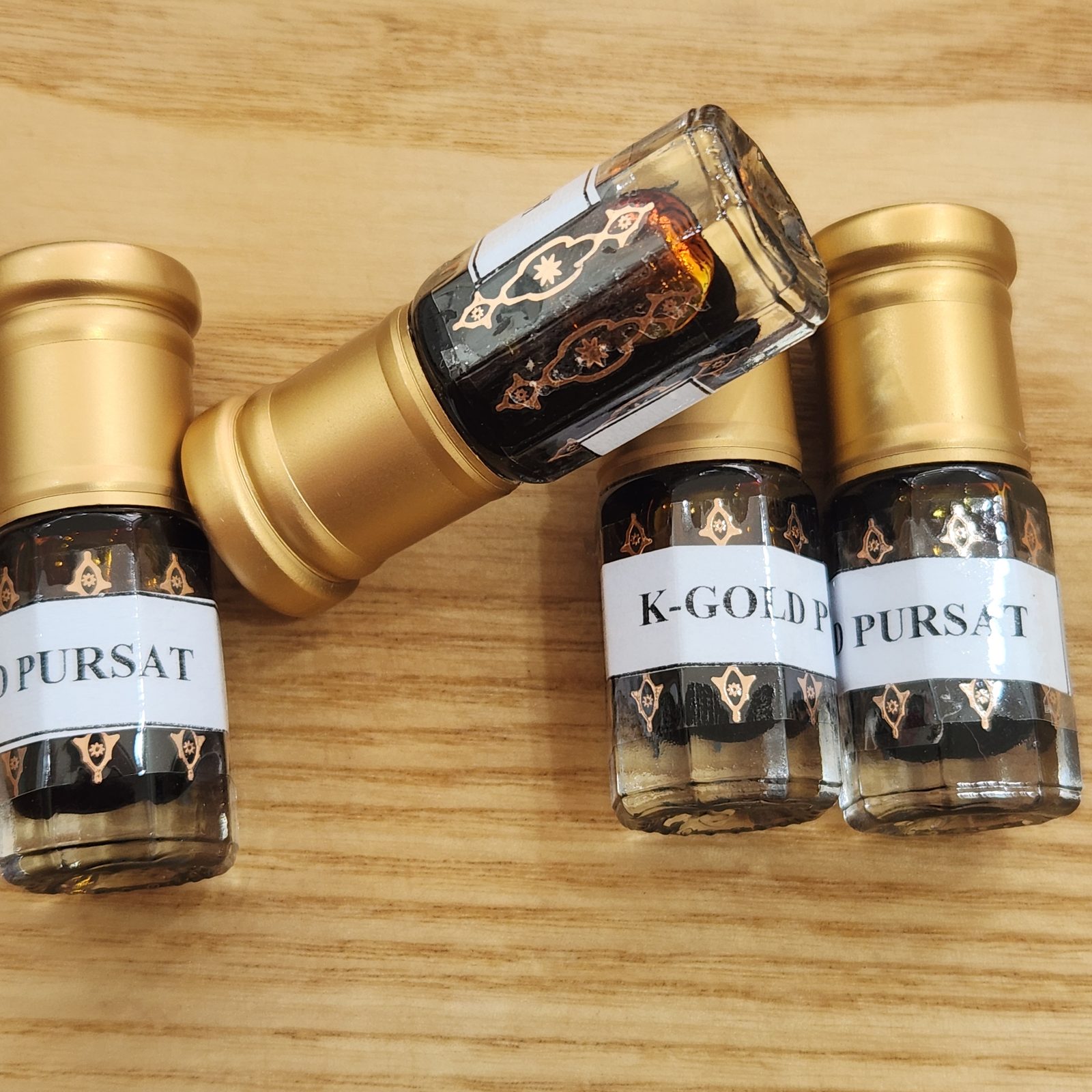 Pursat agarwood oil bottle