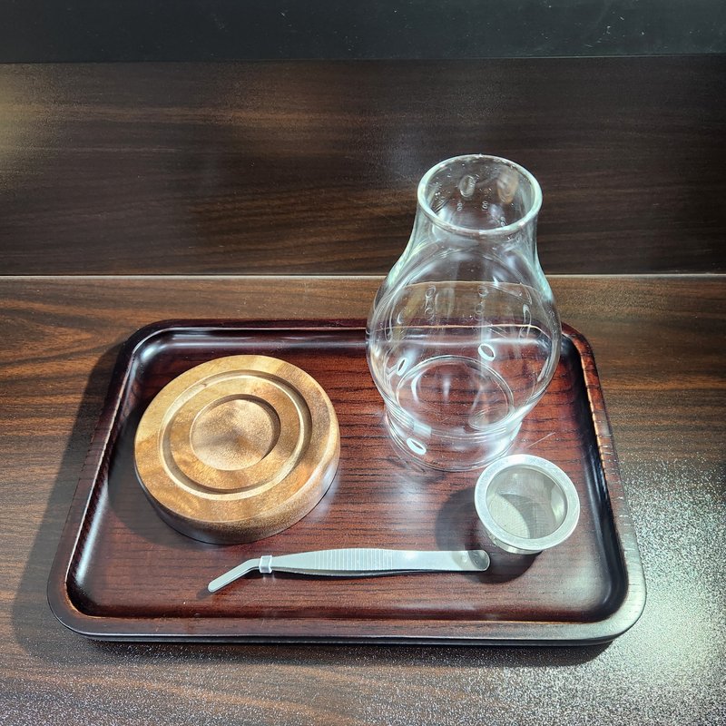 Đèn thủy tinh xông trầm hương